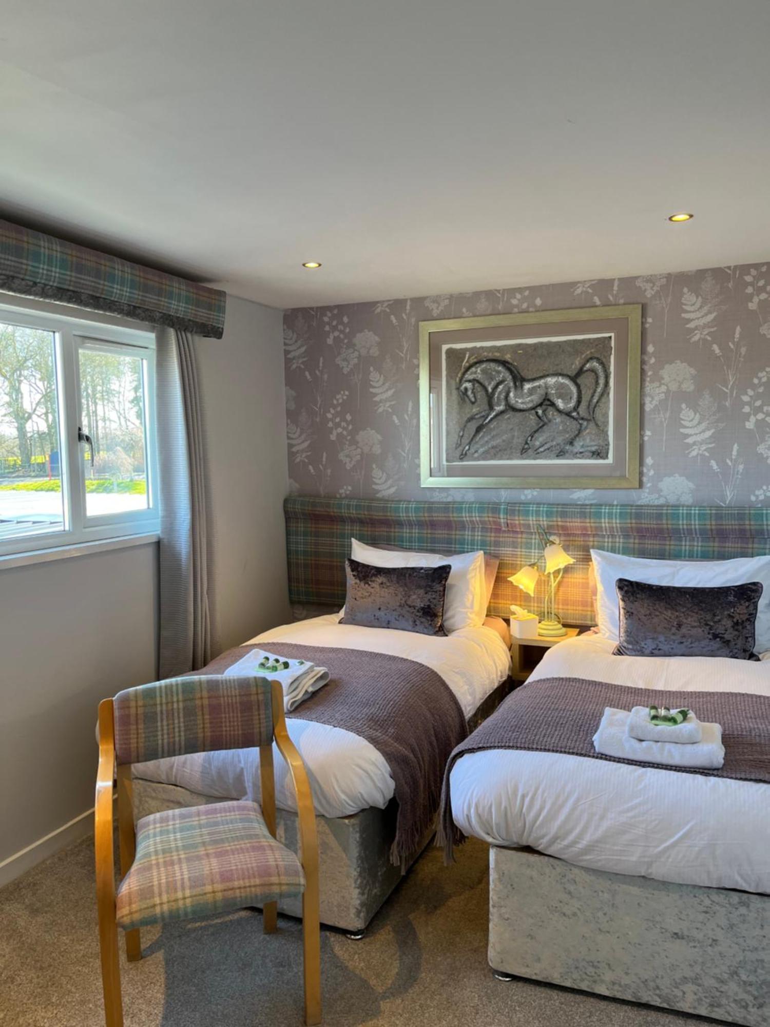 Scottish Equi B&B Lanark Dış mekan fotoğraf