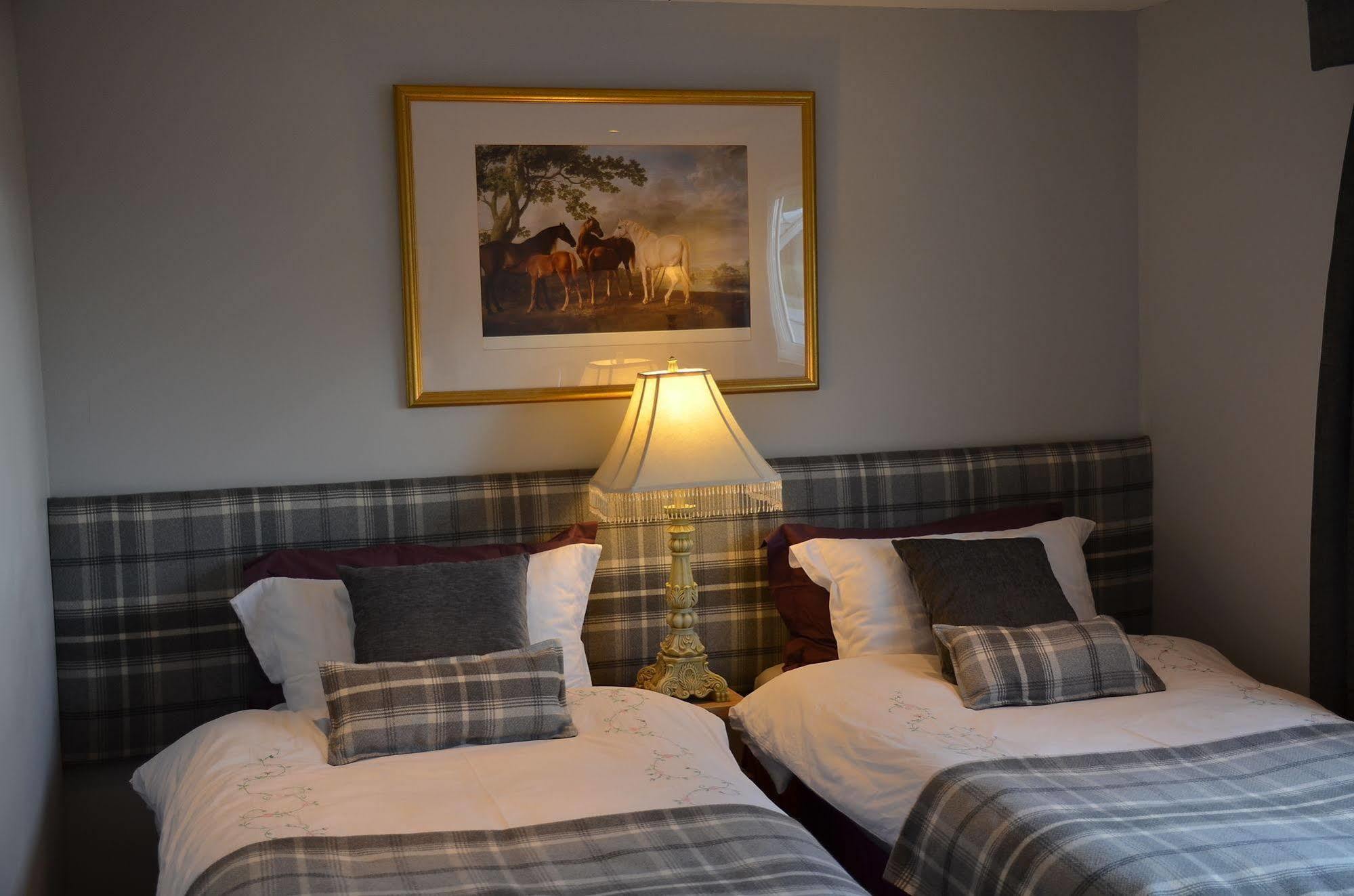 Scottish Equi B&B Lanark Dış mekan fotoğraf